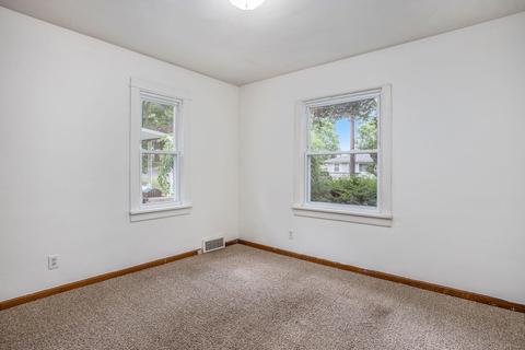 315 Richfield Ave, Springfield, MI 49037 photo 16