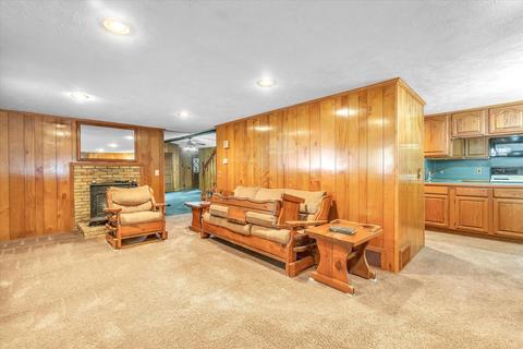 102 St Johns Ave, Crystal, MI 48818 photo 9