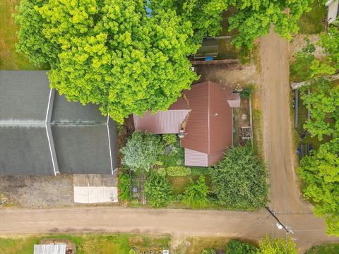 102 St Johns Ave, Crystal, MI 48818 photo 32