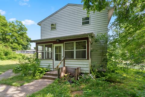 116 Maple St, Hudson, MI 49247 photo 7