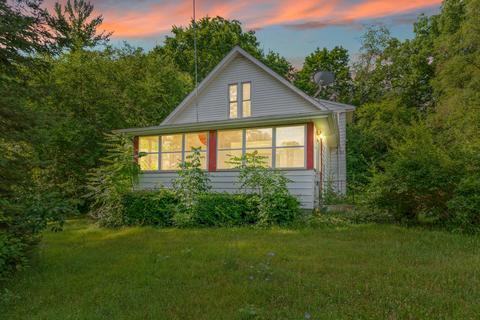 116 Maple St, Hudson, MI 49247 photo 1