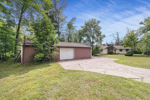 720 Norway St, Baldwin, MI 49304 photo 2