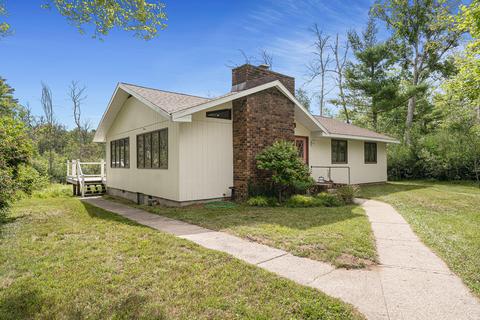 720 Norway St, Baldwin, MI 49304 photo 4