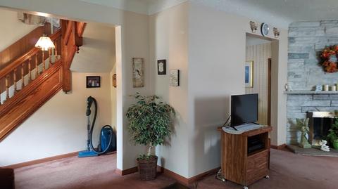 720 N Broad St, Adrian, MI 49221 photo 21