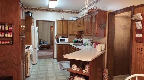 720 N Broad St, Adrian, MI 49221 photo 14