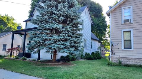 720 N Broad St, Adrian, MI 49221 photo 3