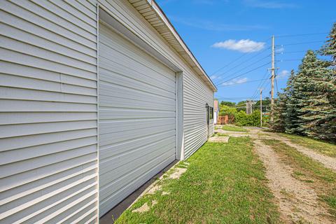 65 N Front St, Grant, MI 49327 photo 15