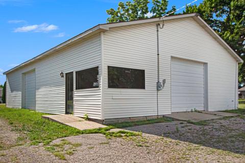 65 N Front St, Grant, MI 49327 photo 14