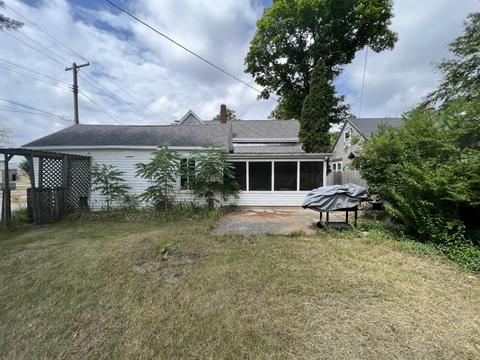 1110 E James St, White Cloud, MI 49349 photo 8