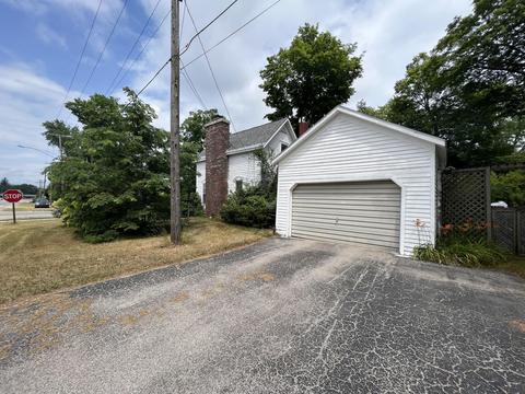 1110 E James St, White Cloud, MI 49349 photo 5