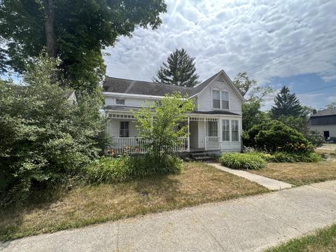 1110 E James St, White Cloud, MI 49349 photo 1