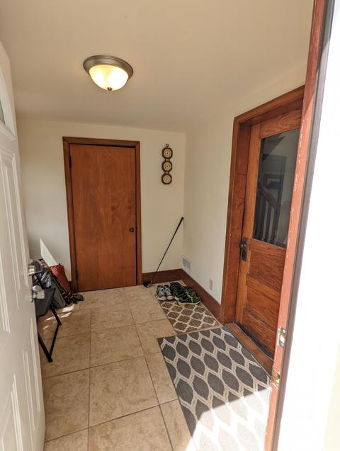 313 Walnut St, Manistee, MI 49660 photo 5