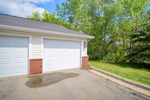 1969 Coventry Cir, Jackson, MI 49201 photo 5