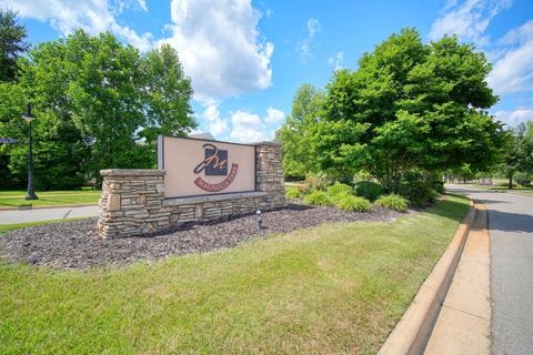 1969 Coventry Cir, Jackson, MI 49201 photo 2