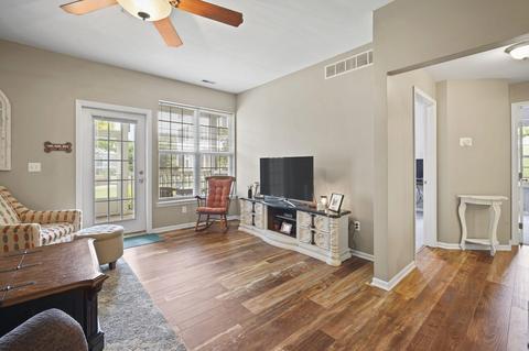 1969 Coventry Cir, Jackson, MI 49201 photo 9