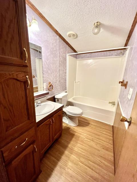 424 Compton St, Bronson, MI 49028 photo 12