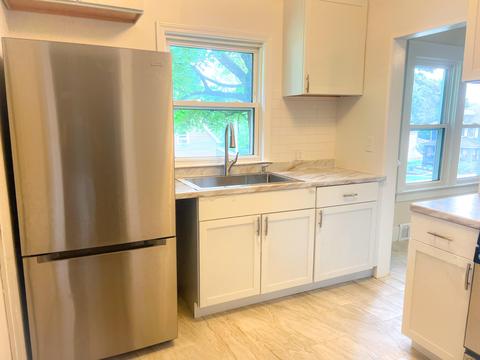 438 Madison St, Jackson, MI 49202 photo 9