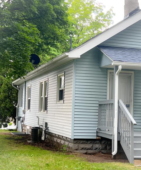 438 Madison St, Jackson, MI 49202 photo 4