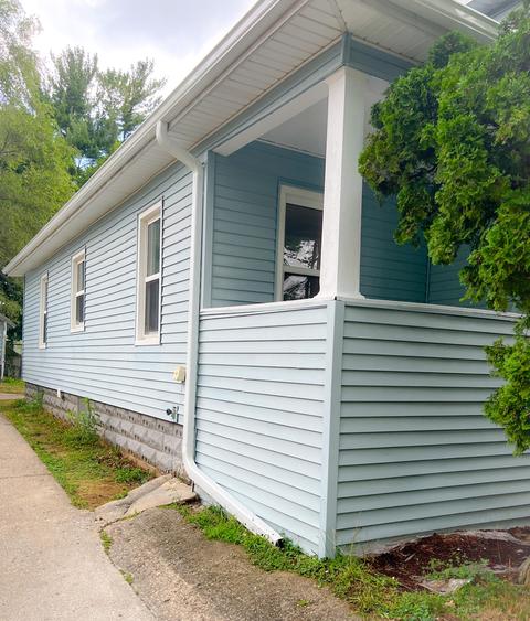 438 Madison St, Jackson, MI 49202 photo 3