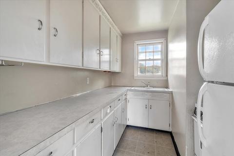 812 Hibbard Ave, Jackson, MI 49202 photo 8