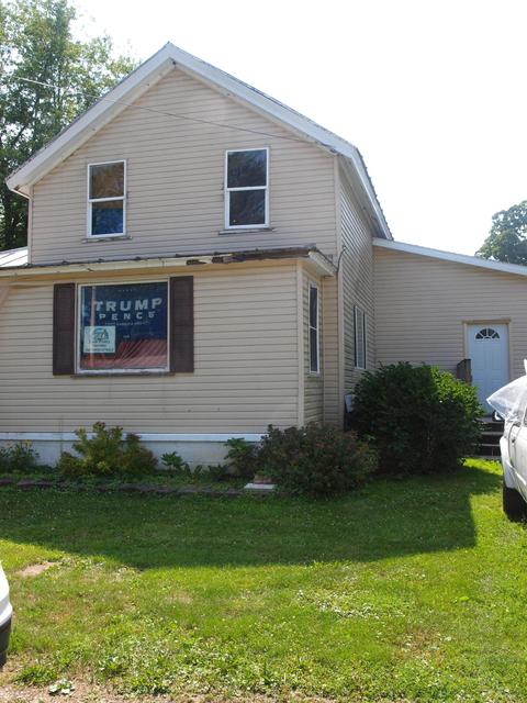 135 Robinson St, Lyons, MI 48851 photo 1