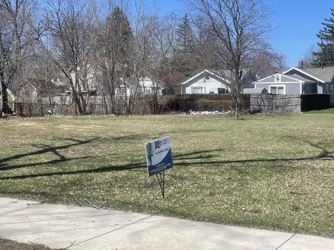 236 E Robinson St, Jackson, MI 49203 photo 4