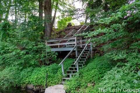 5305 Front St, Newaygo, MI 49337 photo 23