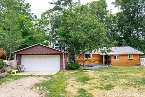 5305 Front St, Newaygo, MI 49337 photo 14