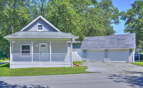 218 W Mcdevitt Ave, Jackson, MI 49203 photo 1