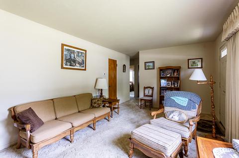 321 Falcon Rd, Jackson, MI 49202 photo 3