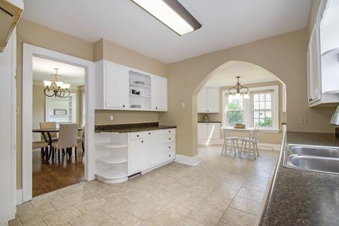 803 Crescent Rd, Jackson, MI 49203 photo 8