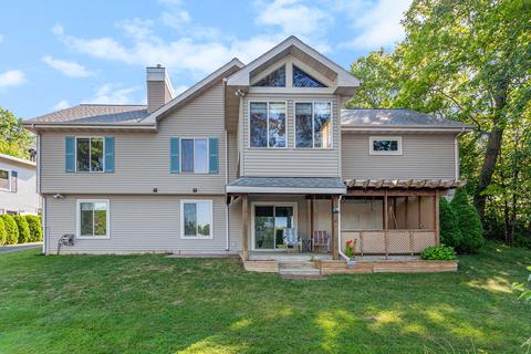 5285 Pointview Ct NE, Lowell, MI 49331 photo 2