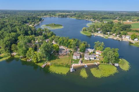 5285 Pointview Ct NE, Lowell, MI 49331 photo 5
