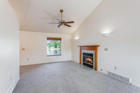 5285 Pointview Ct NE, Lowell, MI 49331 photo 7