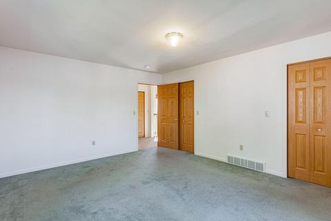 5285 Pointview Ct NE, Lowell, MI 49331 photo 18