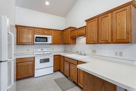 5285 Pointview Ct NE, Lowell, MI 49331 photo 13