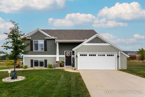 323 Eagle Dr, Caledonia, MI 49316 photo 1