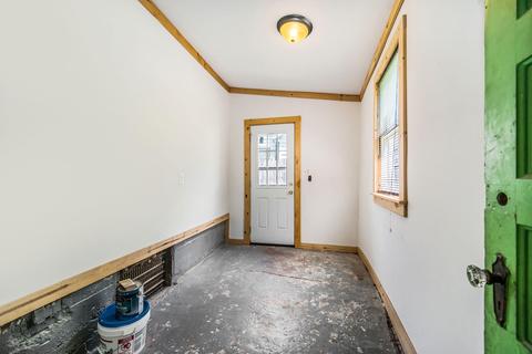 917 Wayne St, Jackson, MI 49202 photo 10