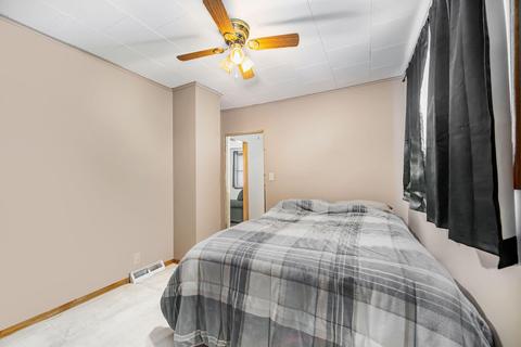 917 Wayne St, Jackson, MI 49202 photo 15