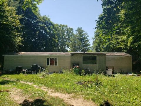 4150 E Shore Dr, Stanton, MI 48888 photo 5