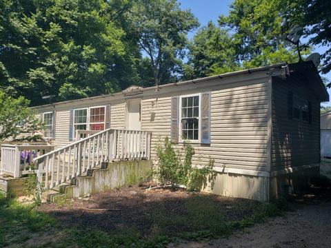 4150 E Shore Dr, Stanton, MI 48888 photo 2