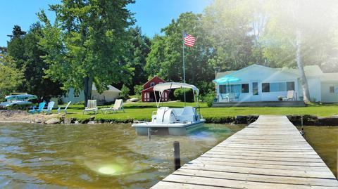 651 Thompson St, Stanton, MI 48888 photo 2