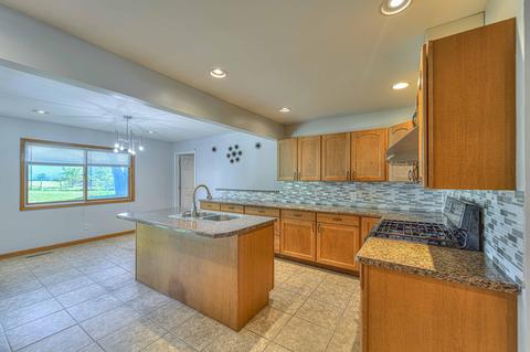 1341 Michael Dr, Jackson, MI 49202 photo 9