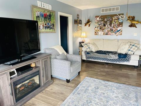 7653 Lakeview Ave, Jackson, MI 49201 photo 9