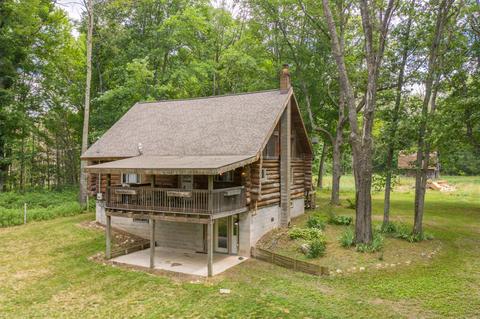 2580 N Elm Ave, White Cloud, MI 49349 photo 1
