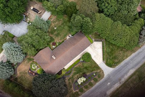212 Pinecrest Rd, Whitehall, MI 49461 photo 70