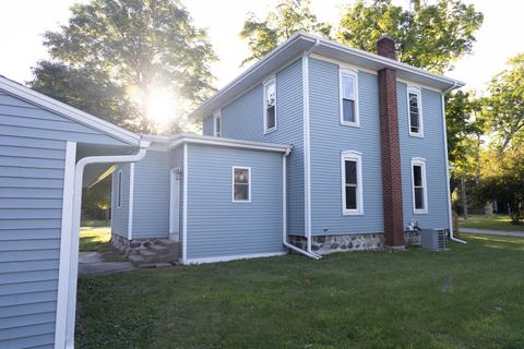 616 Pealer St, Three Rivers, MI 49093 photo 4