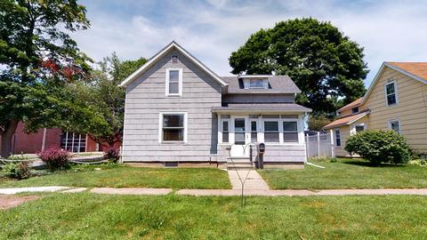301 E Hanover St, Marshall, MI 49068 photo 2
