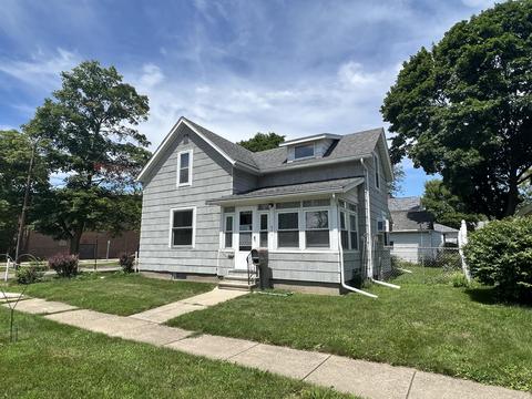 301 E Hanover St, Marshall, MI 49068 photo 3