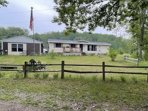 23 S Poplar Ave, White Cloud, MI 49349 photo 3